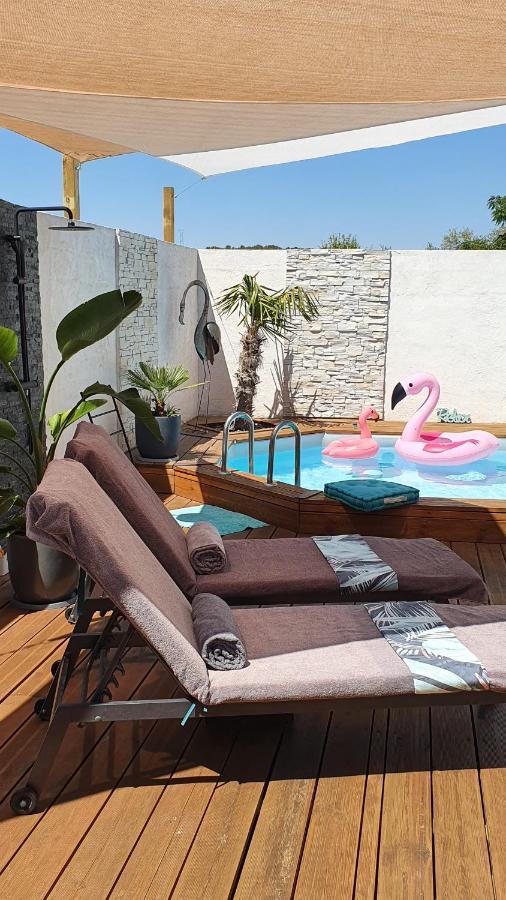 Bed and Breakfast Le Petit Coin De Provence Beaucaire  Exterior foto